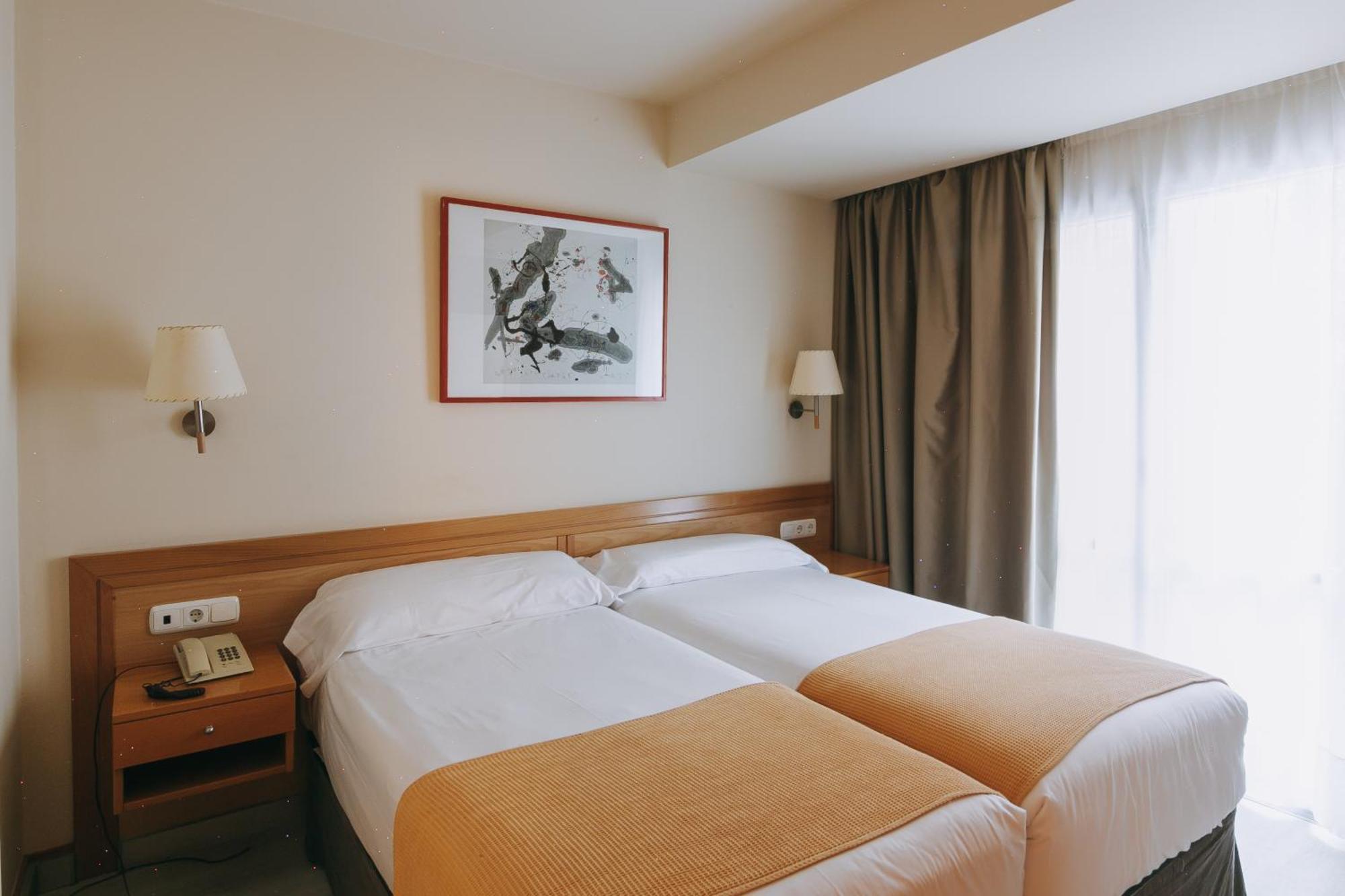 Hotel Zaragoza Plaza — Photos 2